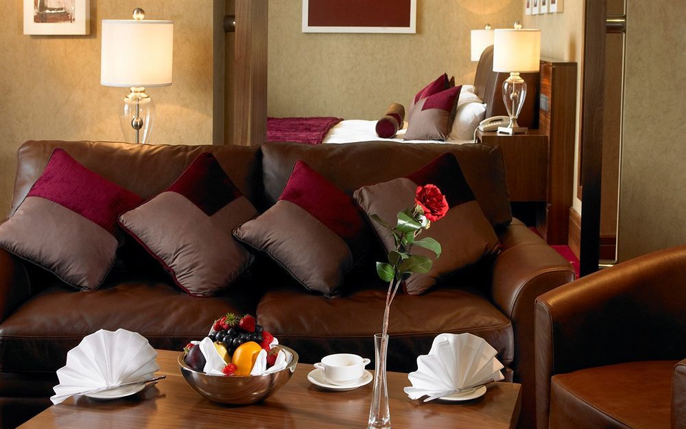 Tullamore Court Hotel Exterior foto